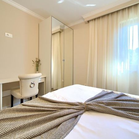 Luxury Apartments Villa Stina Pinezići Extérieur photo