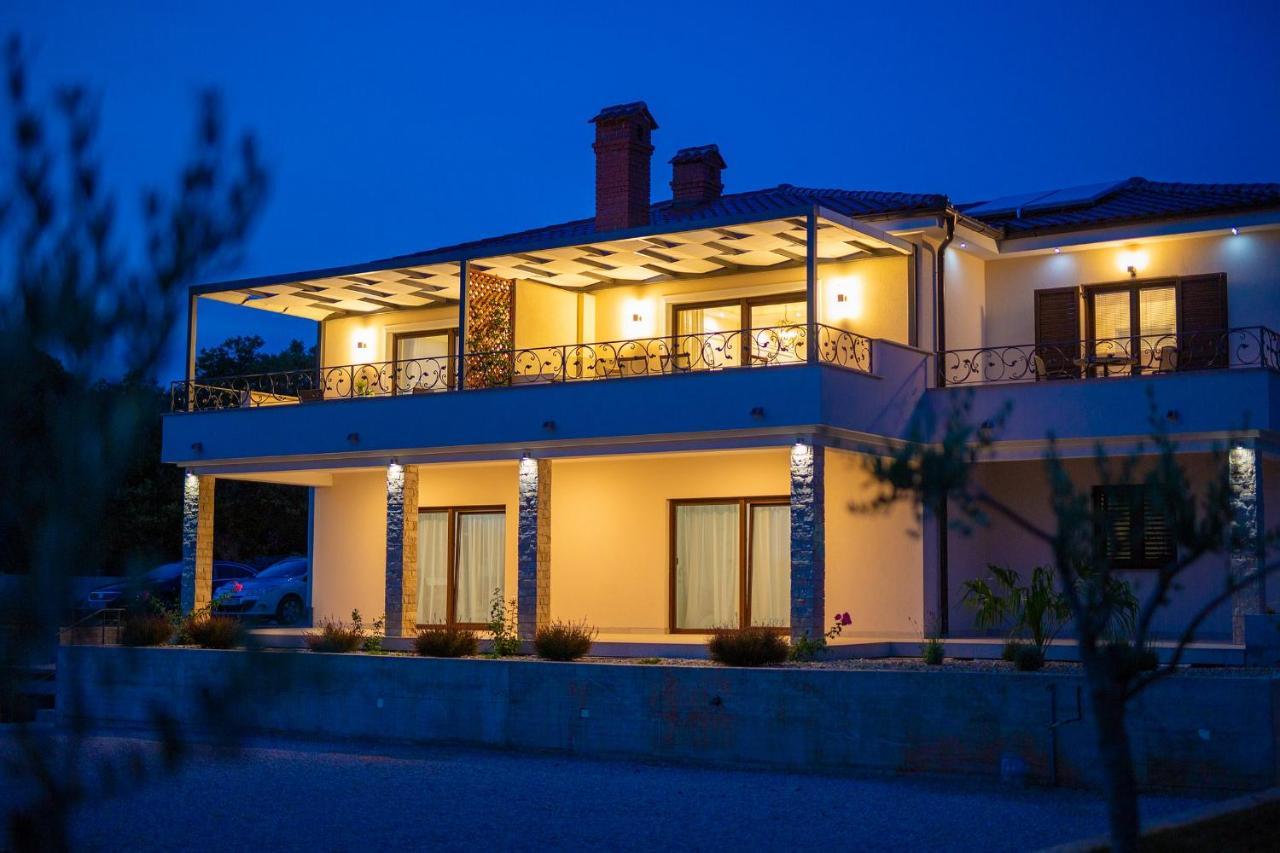 Luxury Apartments Villa Stina Pinezići Extérieur photo