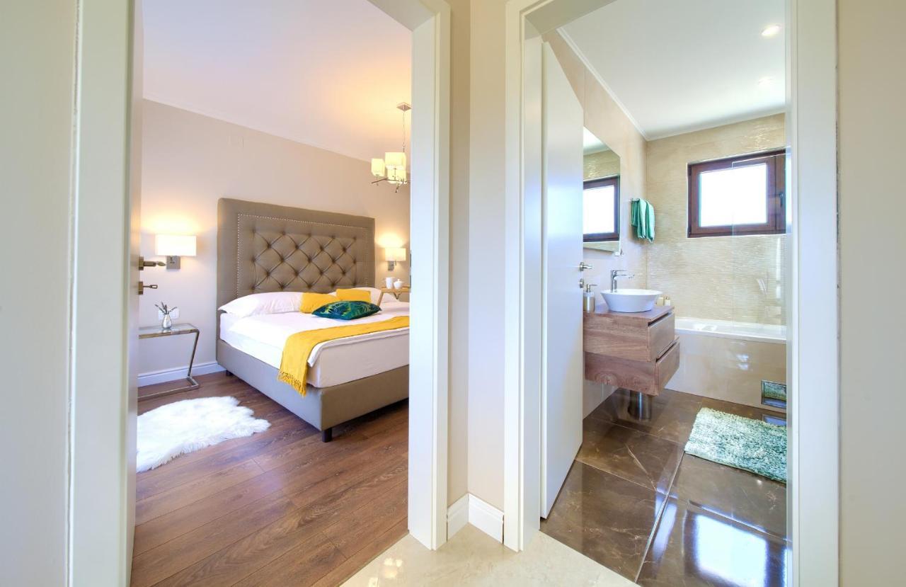 Luxury Apartments Villa Stina Pinezići Extérieur photo