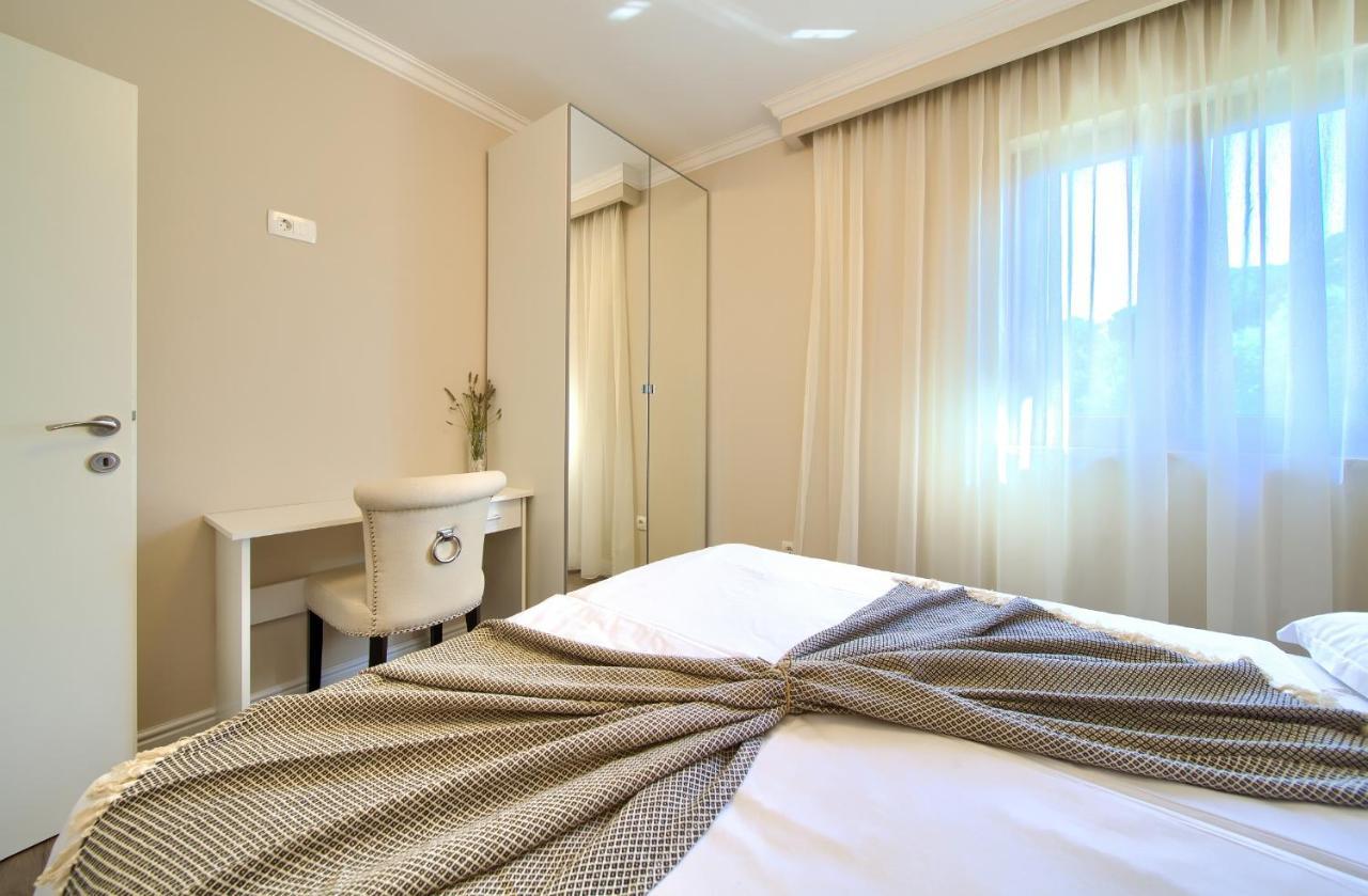 Luxury Apartments Villa Stina Pinezići Extérieur photo